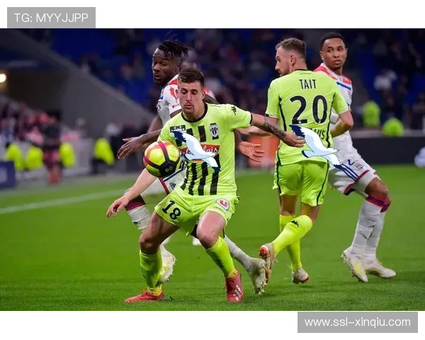 里昂对阵勒阿弗尔一役面临严重体能考验,两队间隔休息时间仅66小时