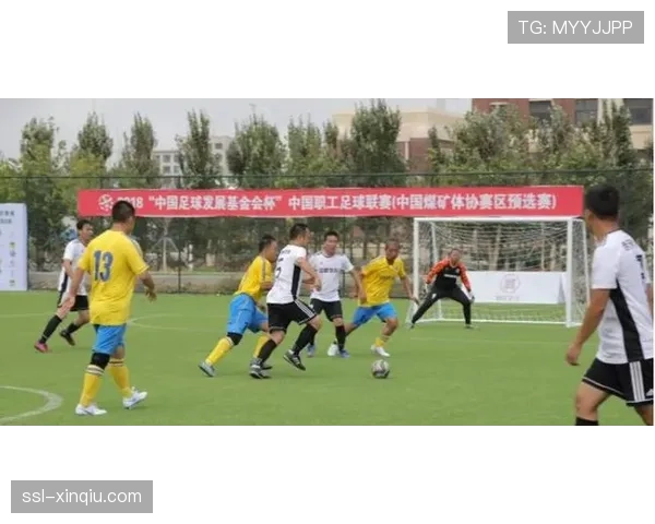 巴黎郊区青少年足球中心落成,内马尔基金会为主要捐助方 巴黎郊区青少年足球中心落成,内马尔基金会为主要捐助方